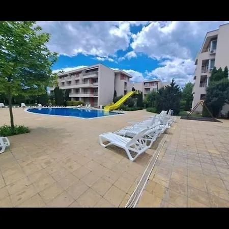 Nessebar Club Apartmán *